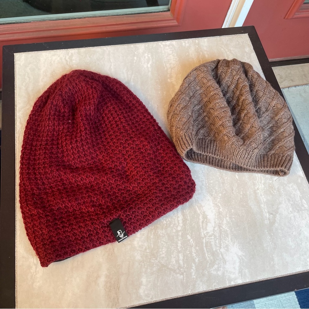 Forbusite red beanie and tan knit hat bundle OS